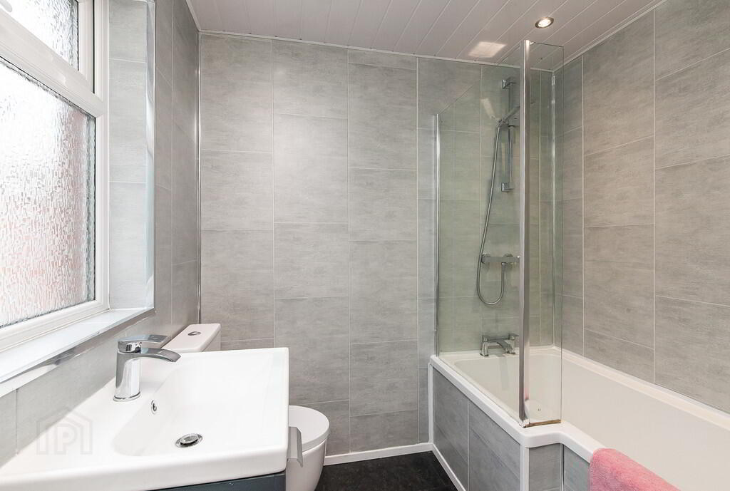 20 Surrey Street 14 of 23