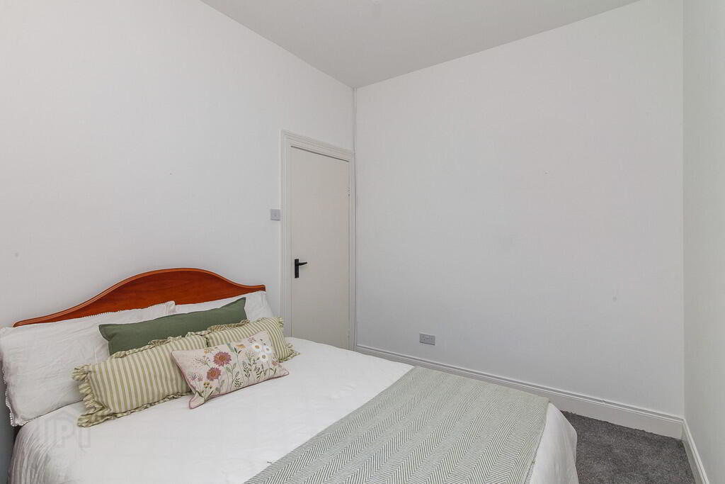 20 Surrey Street 21 of 23