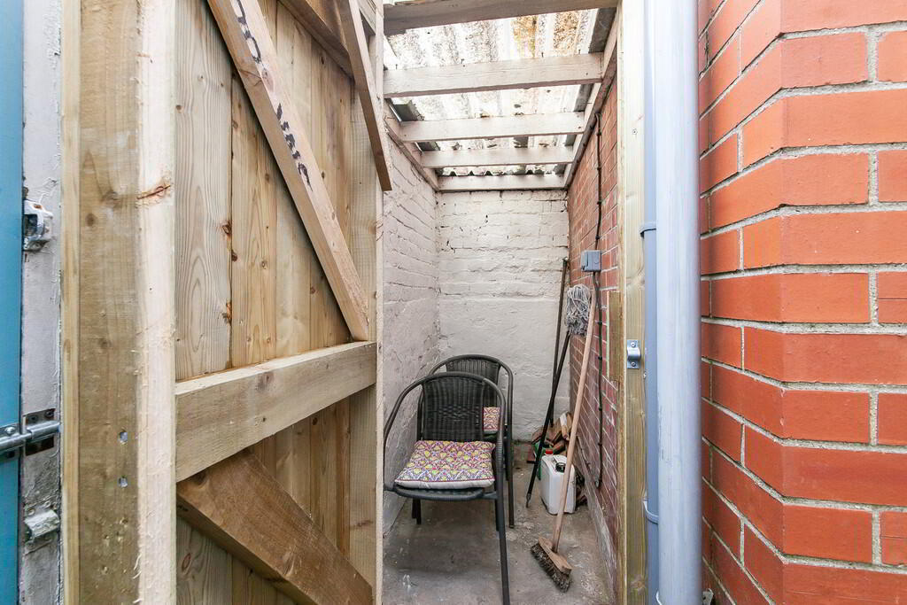 20 Surrey Street 23 of 23