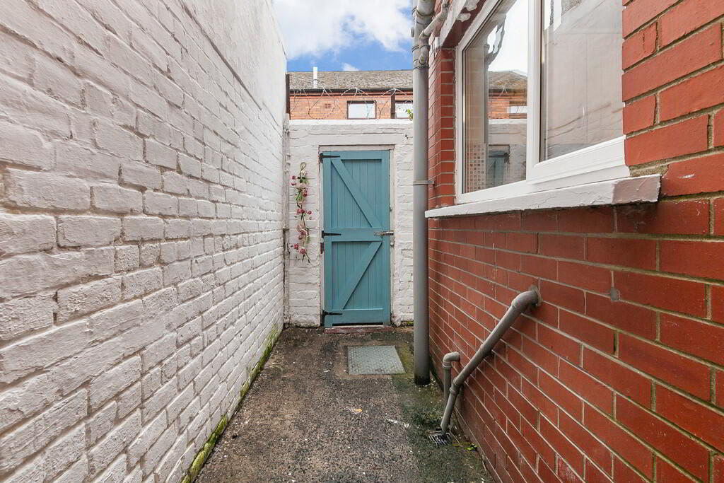 20 Surrey Street 22 of 23