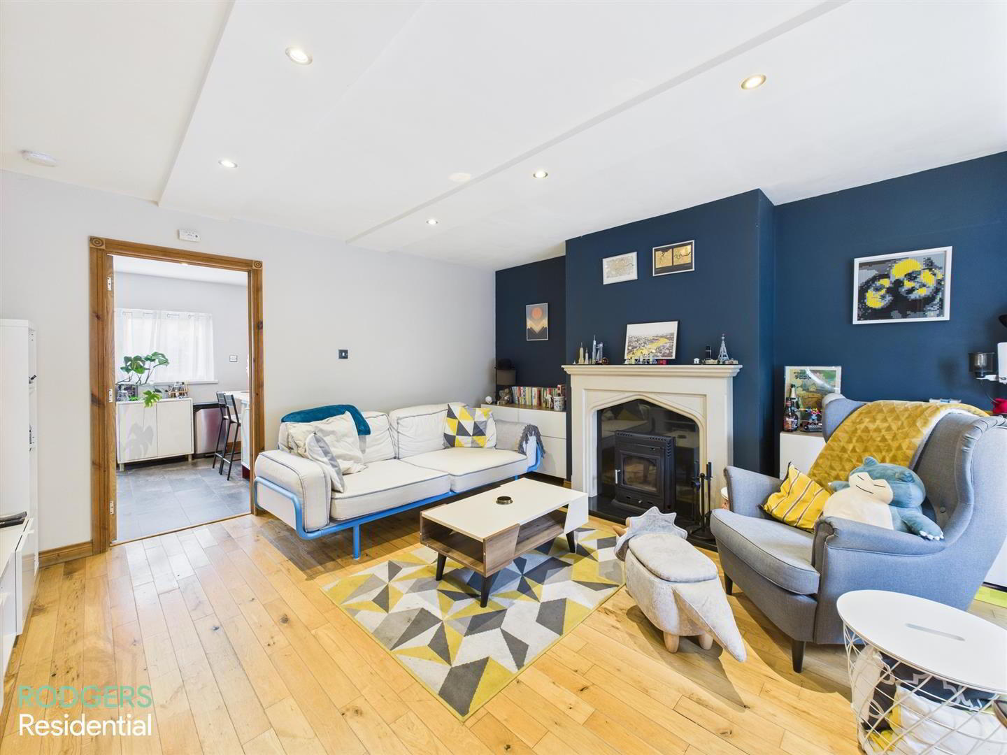 16 Lewis Avenue 3 of 23