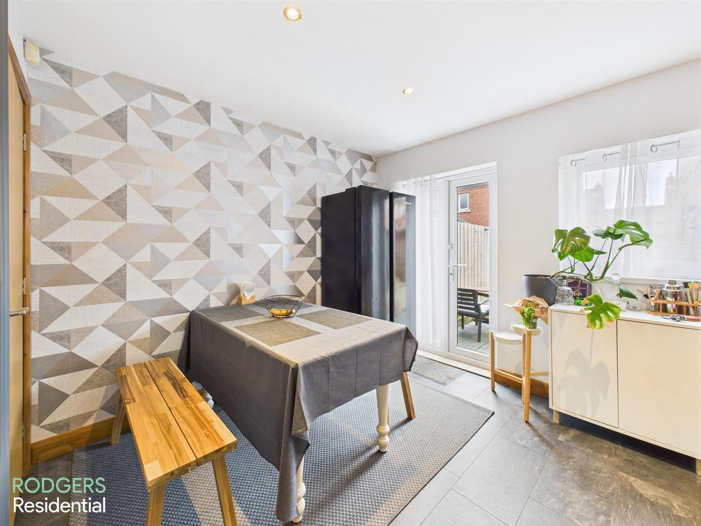16 Lewis Avenue 10 of 23