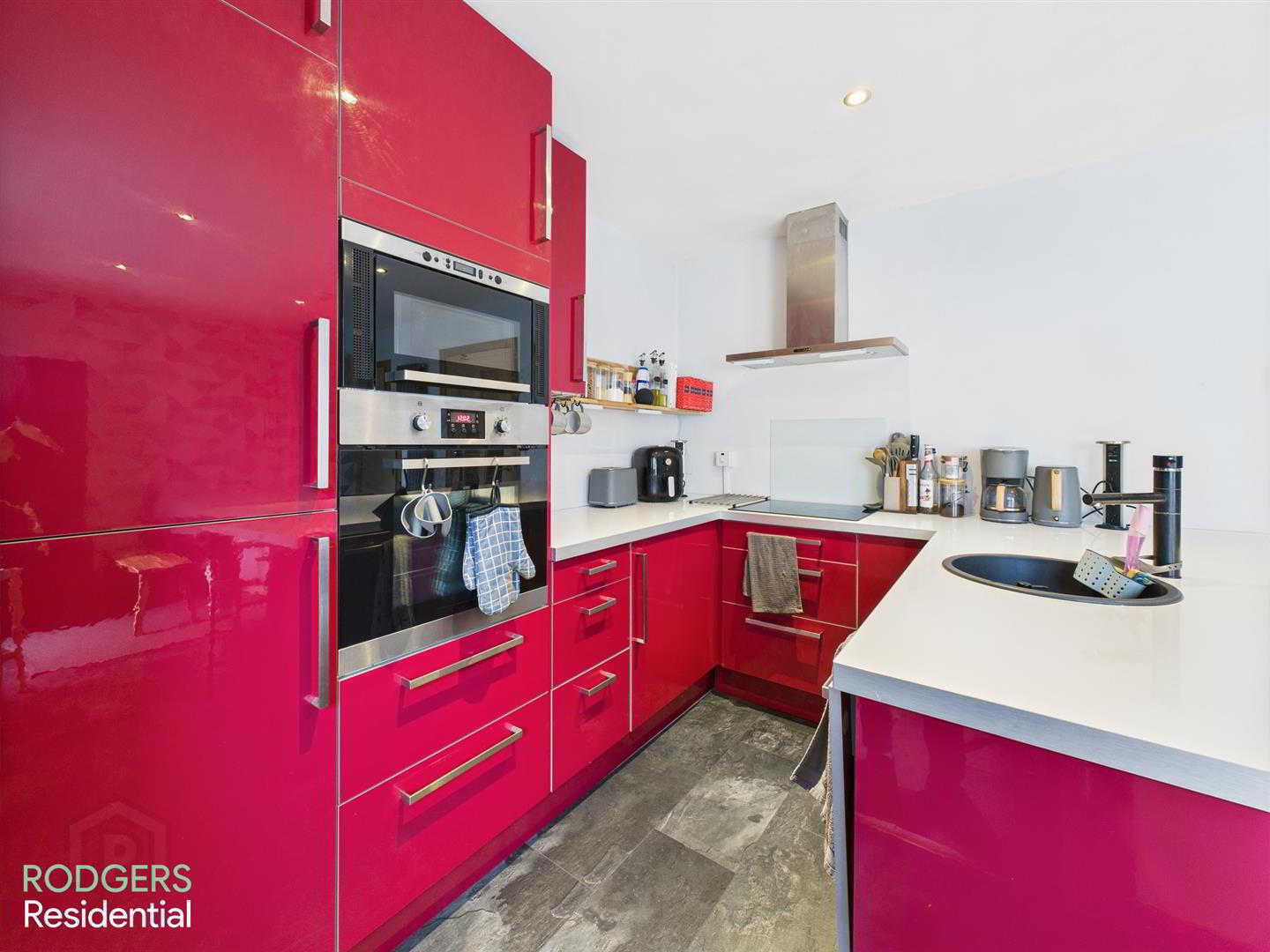 16 Lewis Avenue 8 of 23