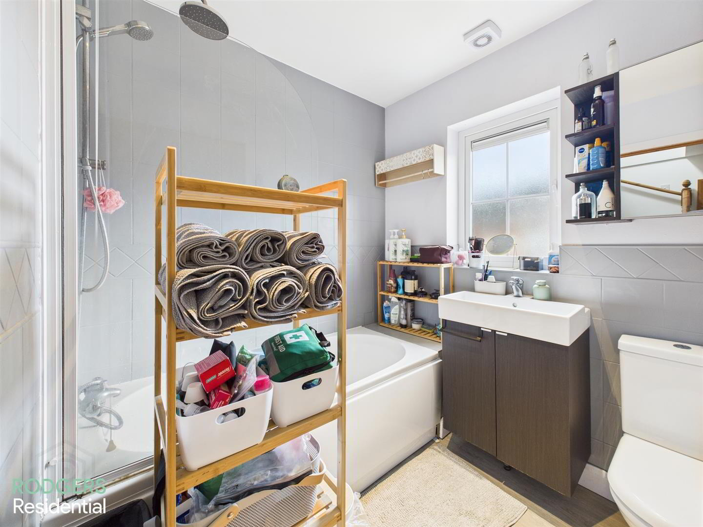 16 Lewis Avenue 17 of 23