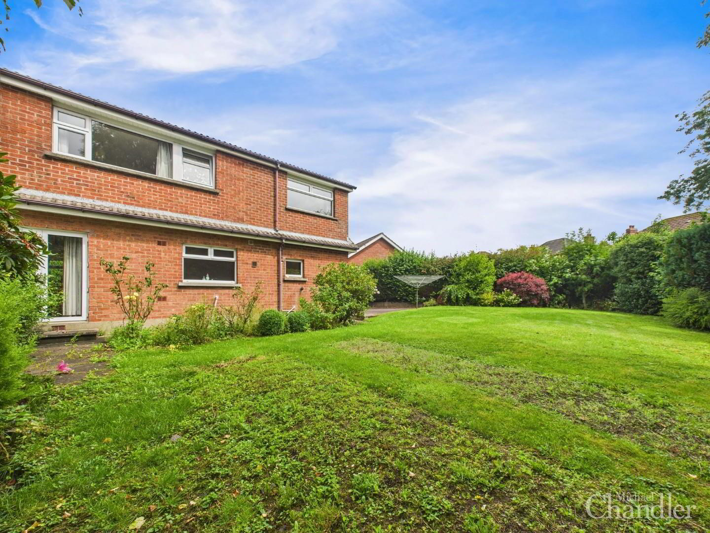 40 Blenheim Park 21 of 24