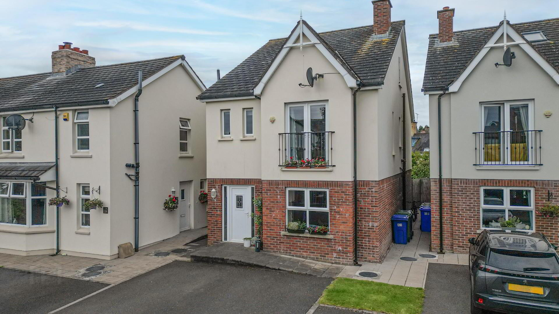 42a Waverley Drive 1 of 27