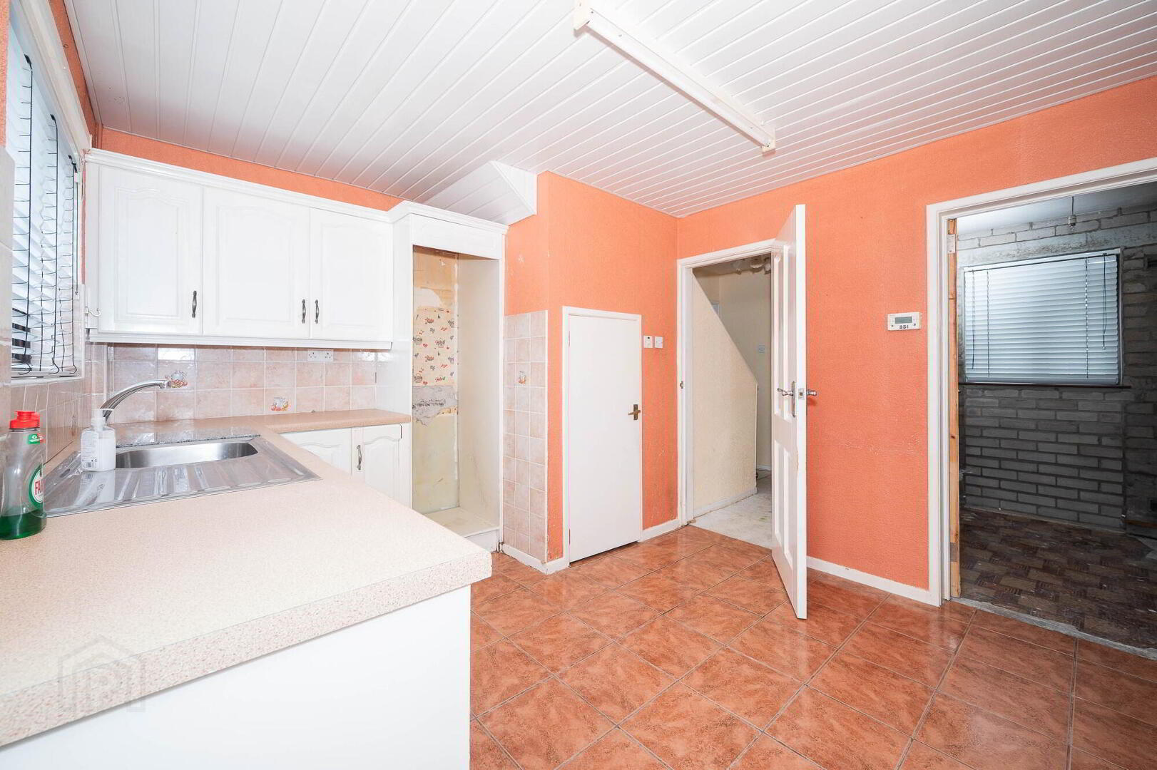 1 Annadale Crescent 9 of 24
