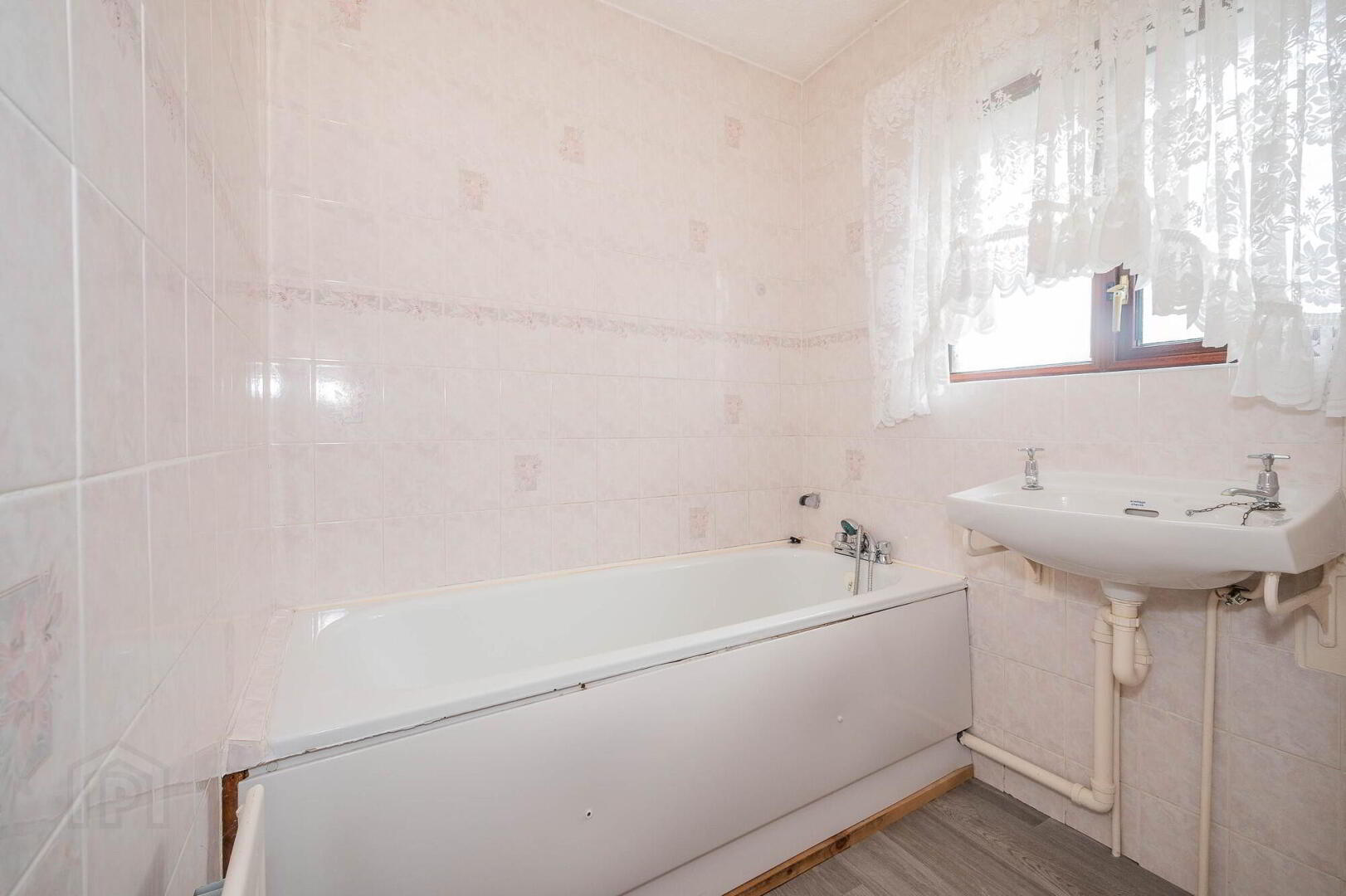 1 Annadale Crescent 13 of 24