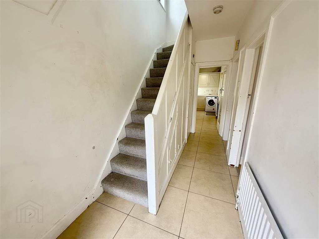 96 Onslow Parade 2 of 12