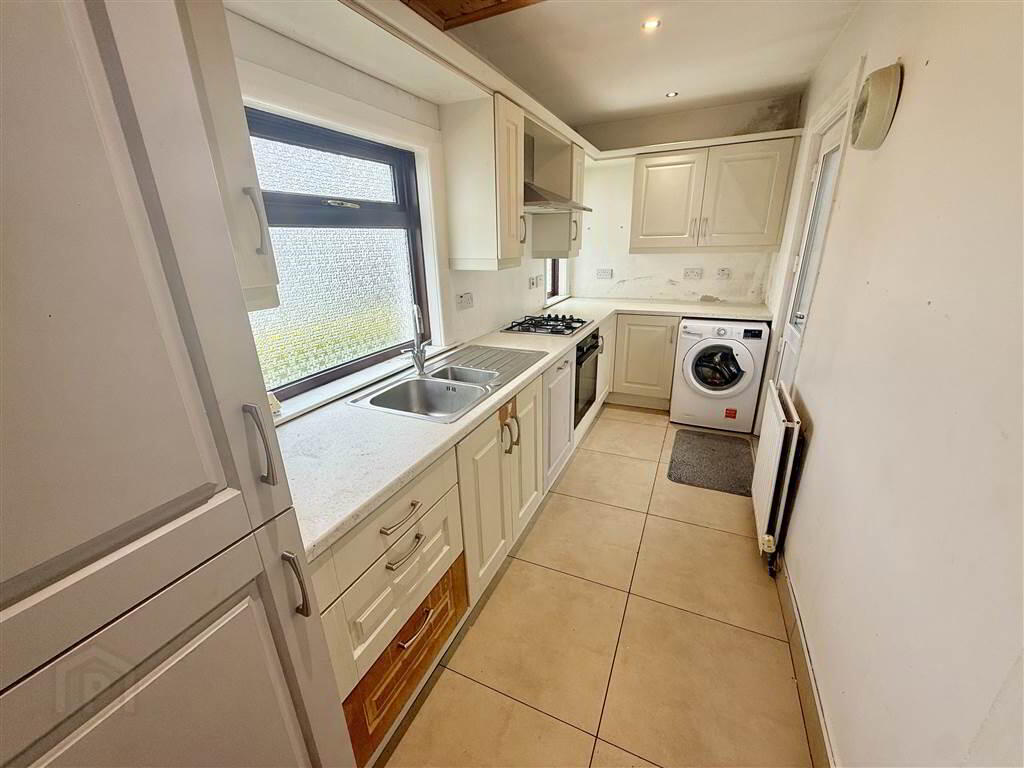 96 Onslow Parade 5 of 12