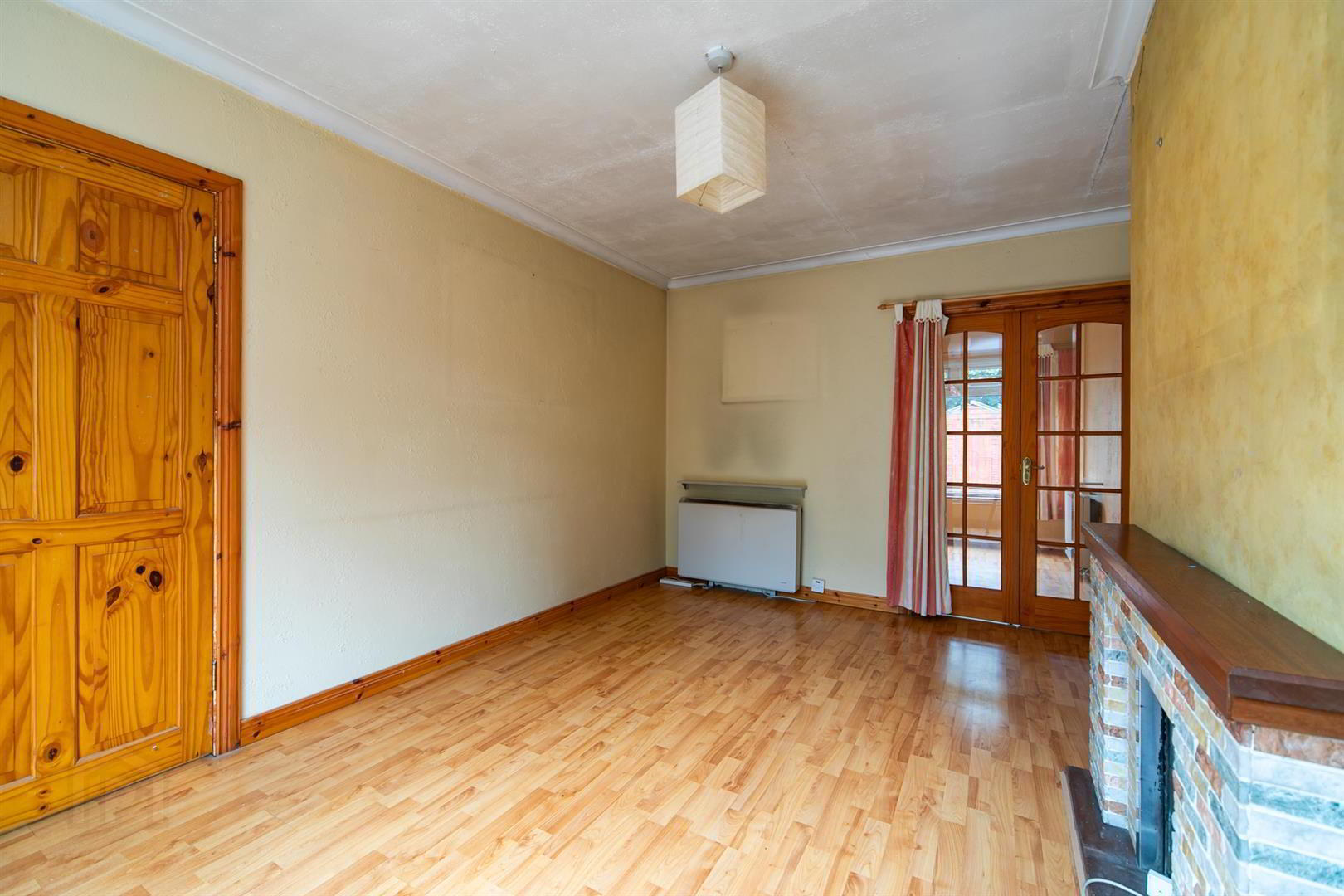 32 Robbs Road 6 of 28