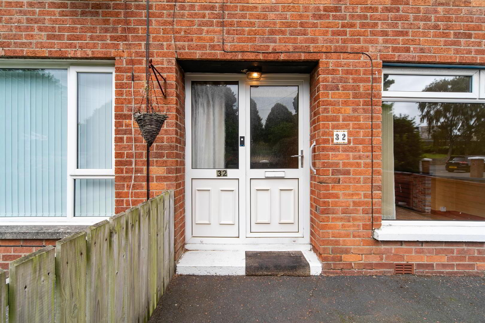 32 Robbs Road 3 of 28