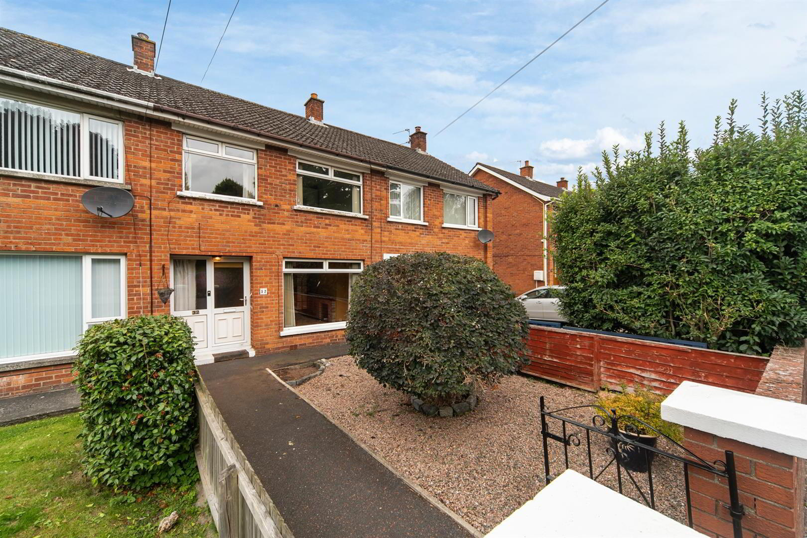 32 Robbs Road 1 of 28