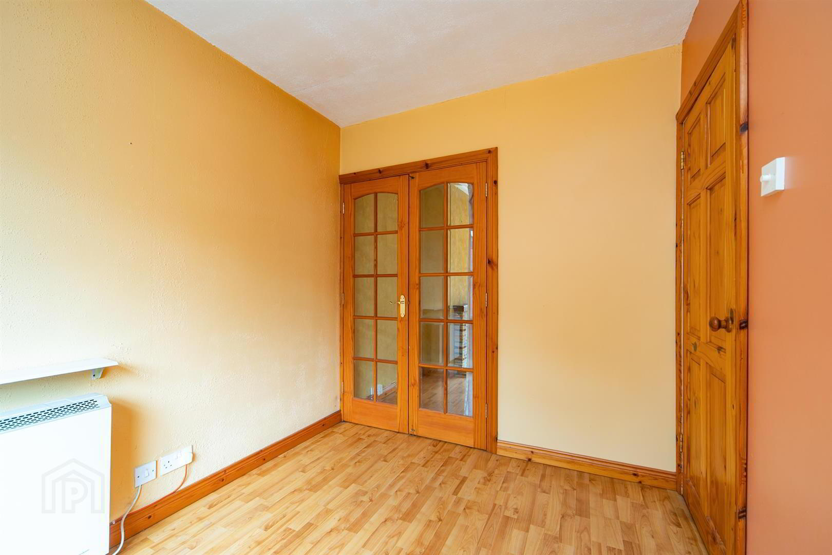 32 Robbs Road 11 of 28