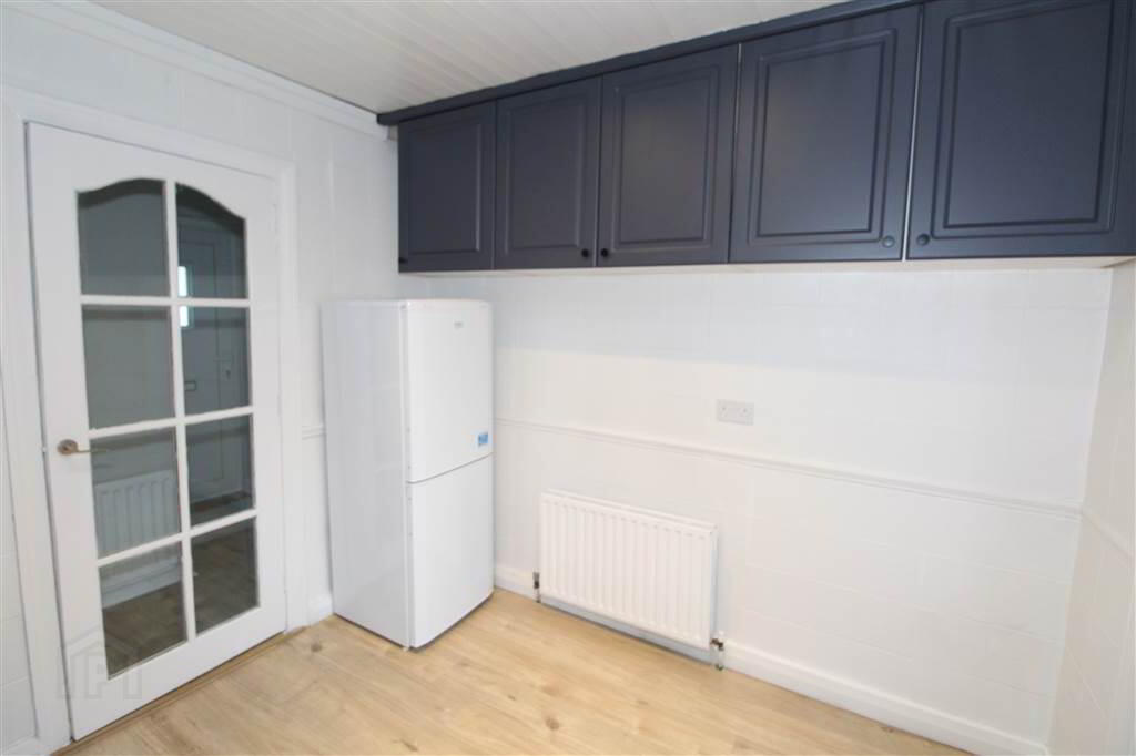28 Millar Street 5 of 11