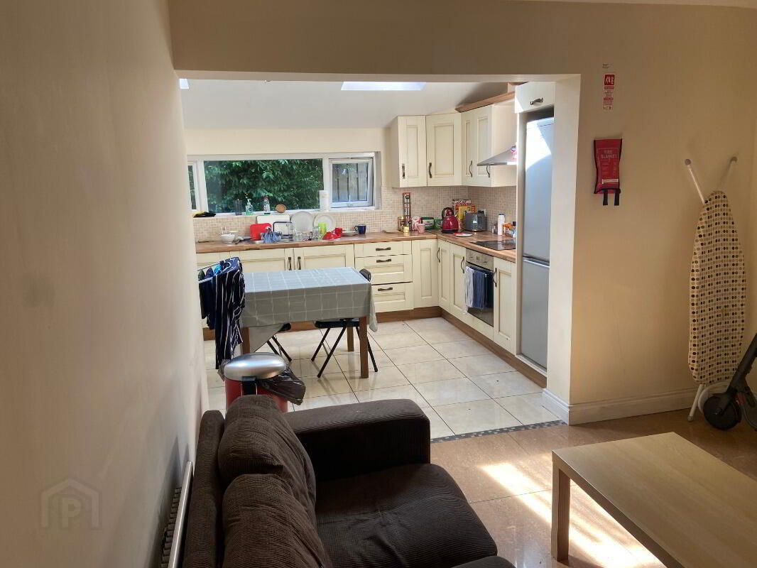 39 Stranmillis Park 2 of 16