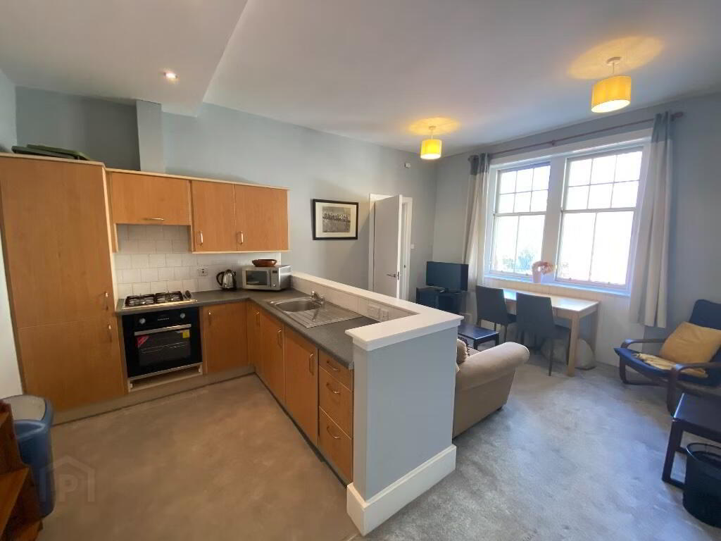114 Canongate 3 of 8