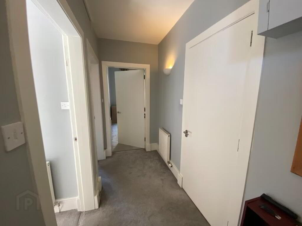 114 Canongate 2 of 8