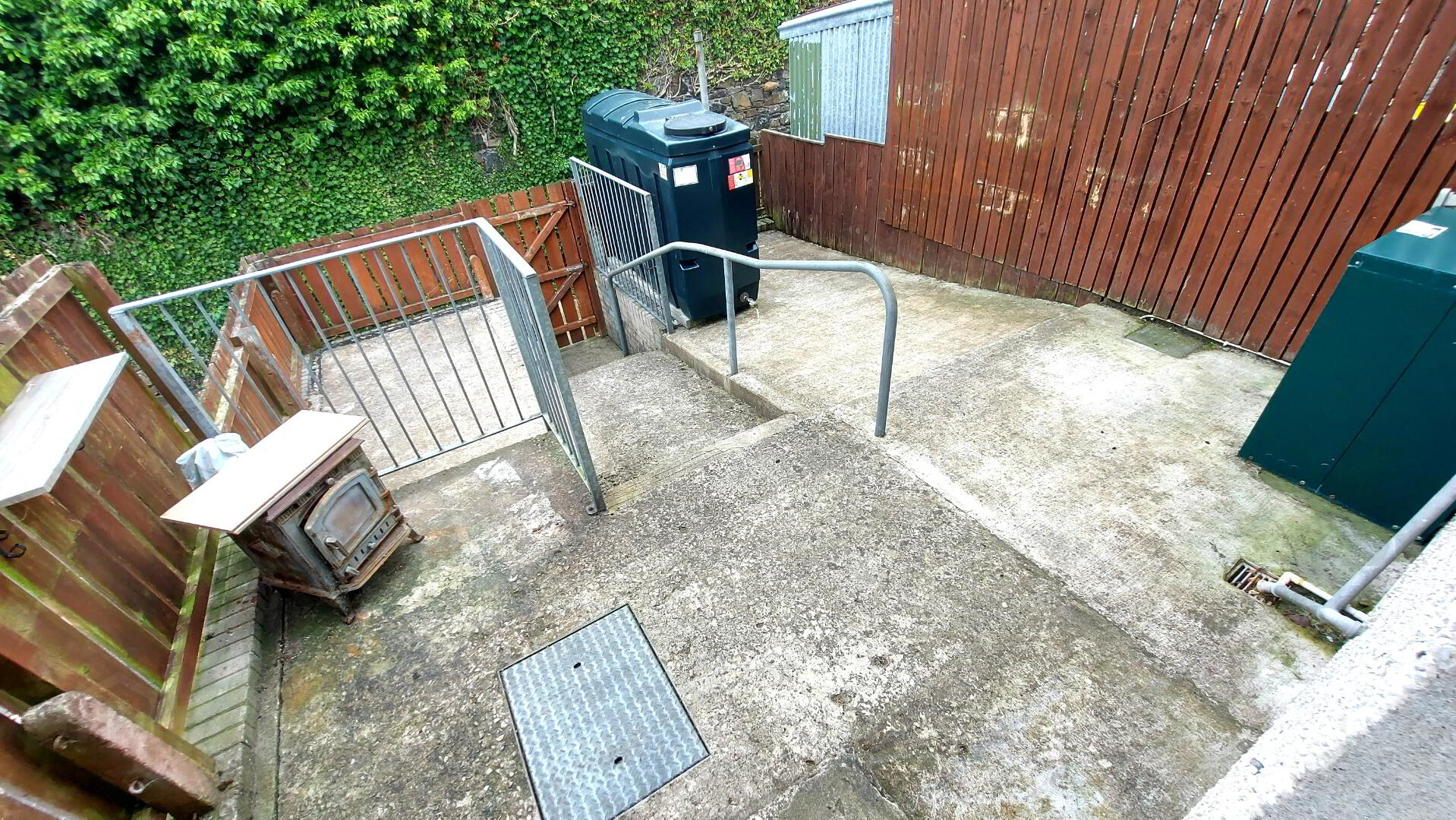 13 Ashlea Close 14 of 16