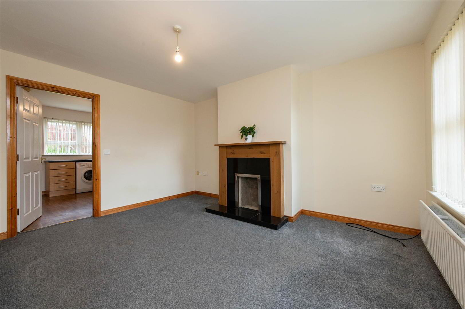 67 Summerhill Brae 4 of 17
