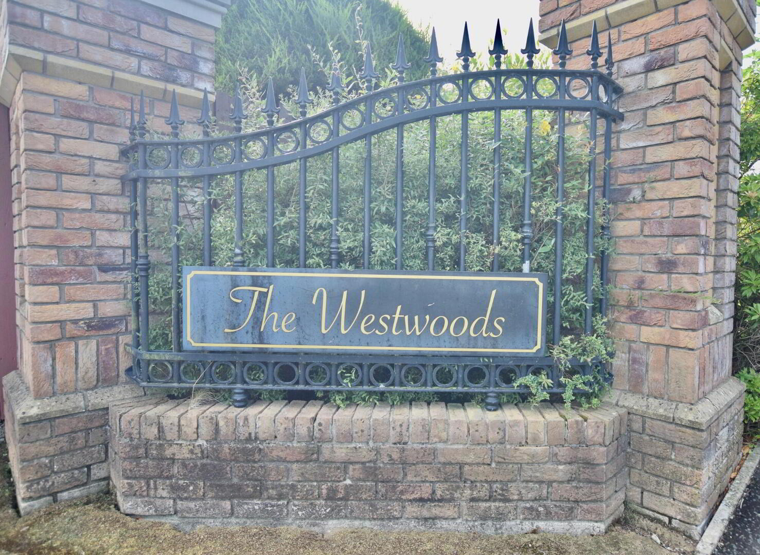 10 Westwood Park 26 of 26