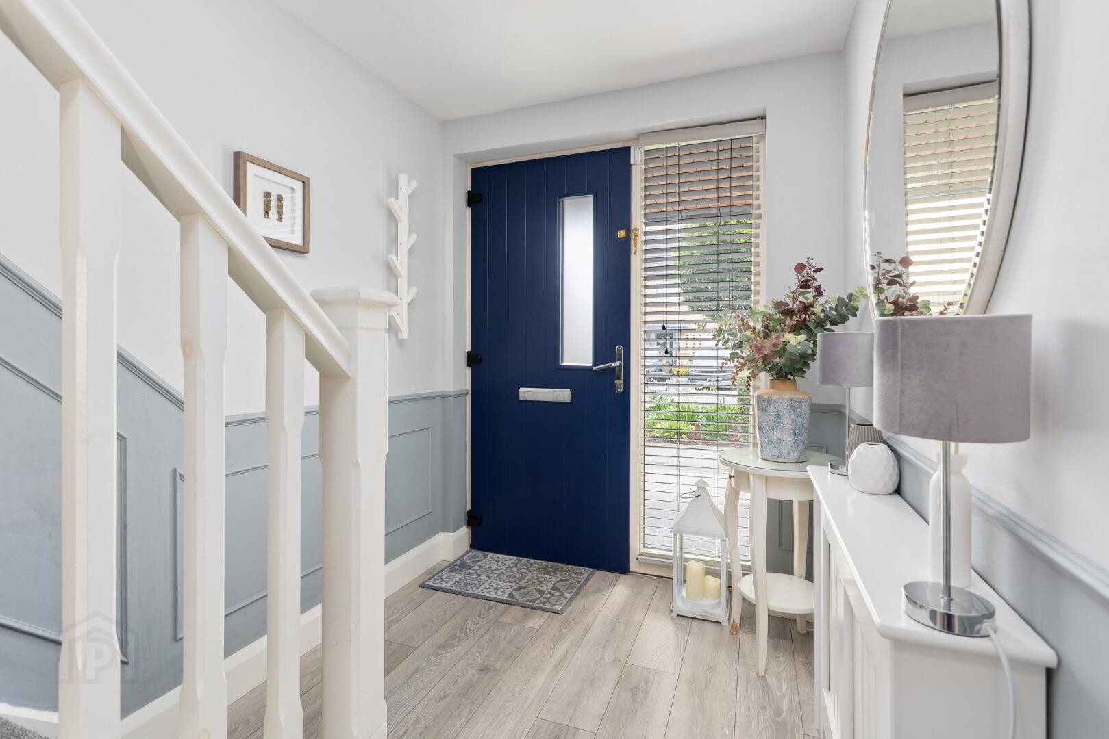 3 Saint Helen’s Avenue 3 of 25