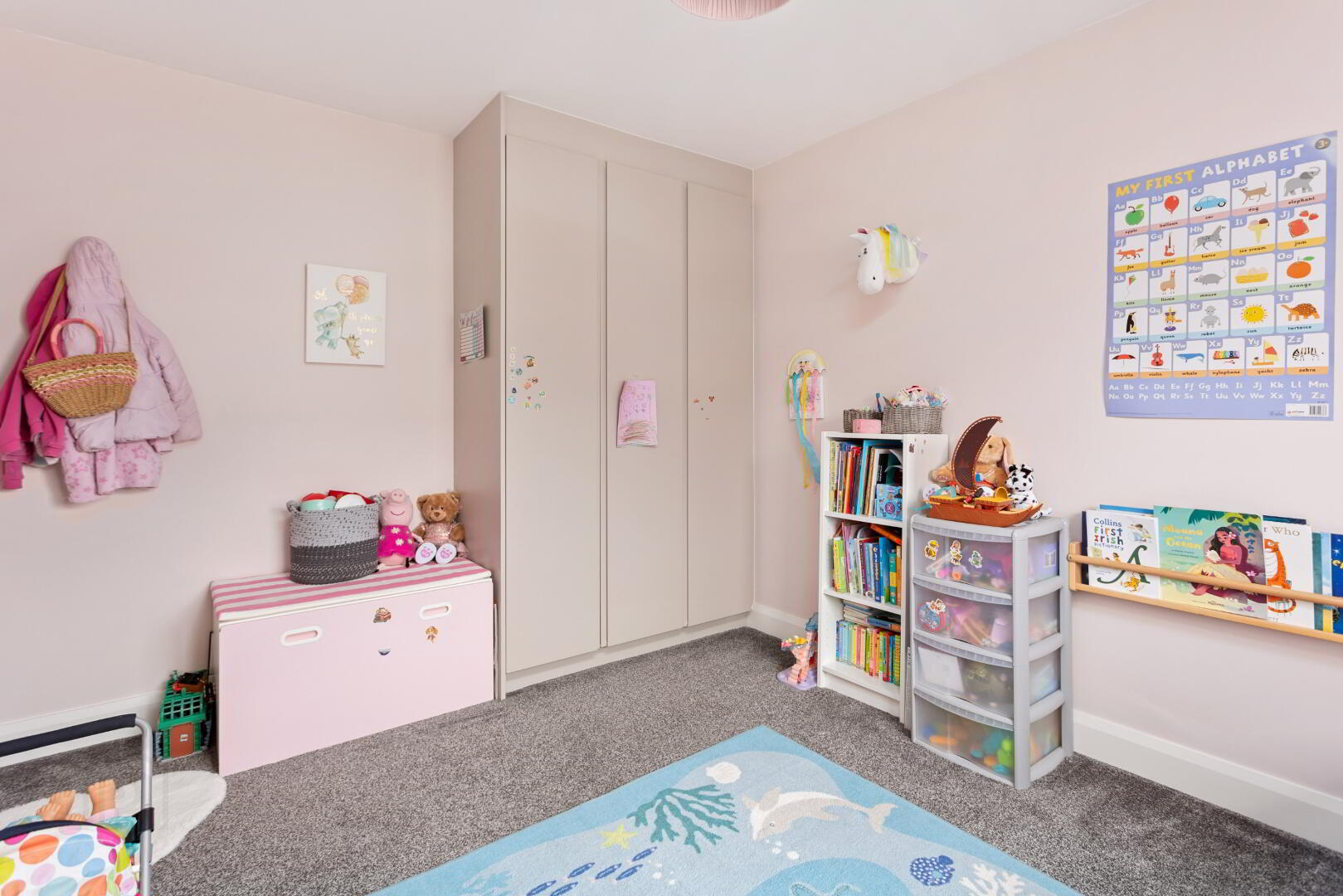 3 Saint Helen’s Avenue 16 of 25