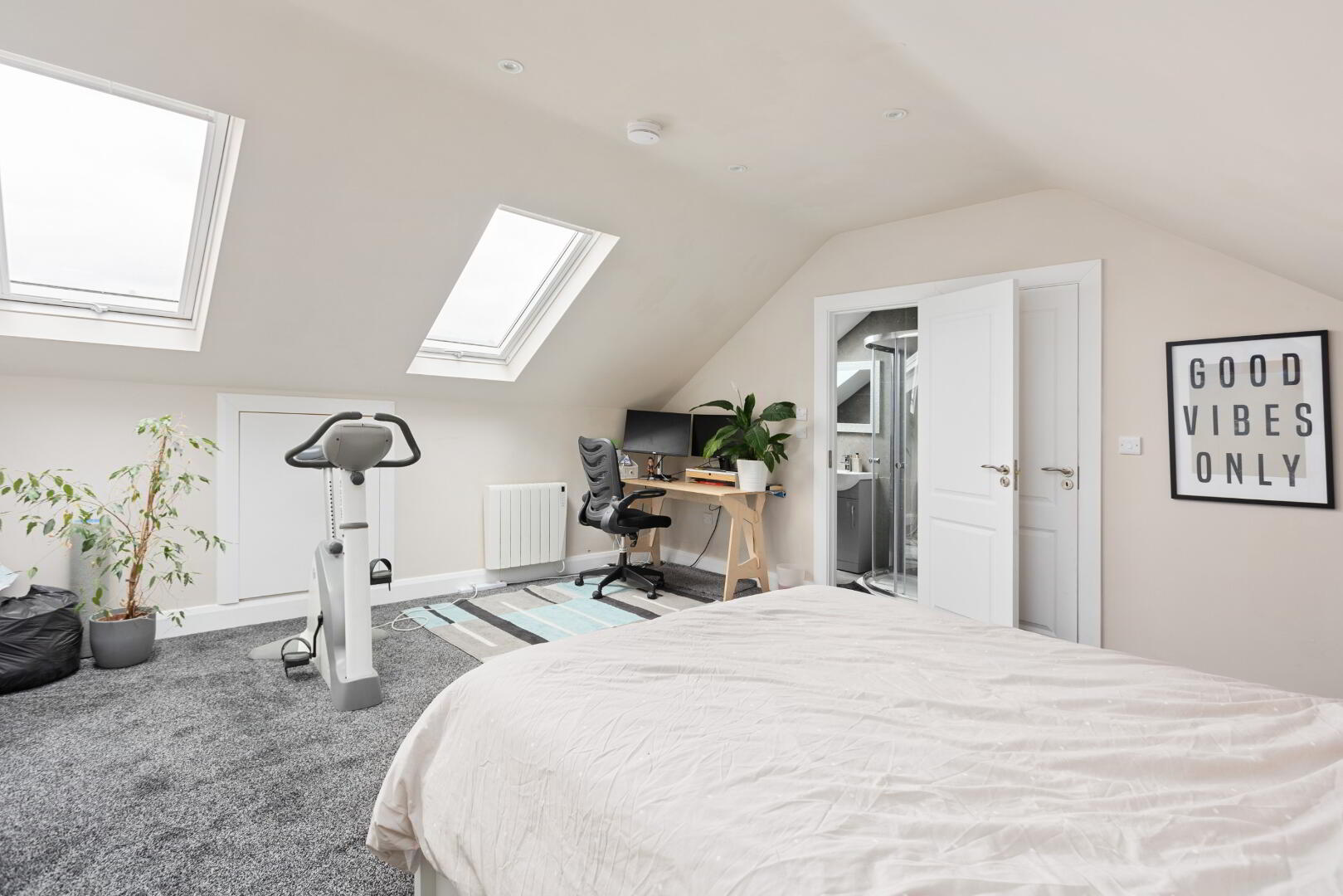3 Saint Helen’s Avenue 20 of 25