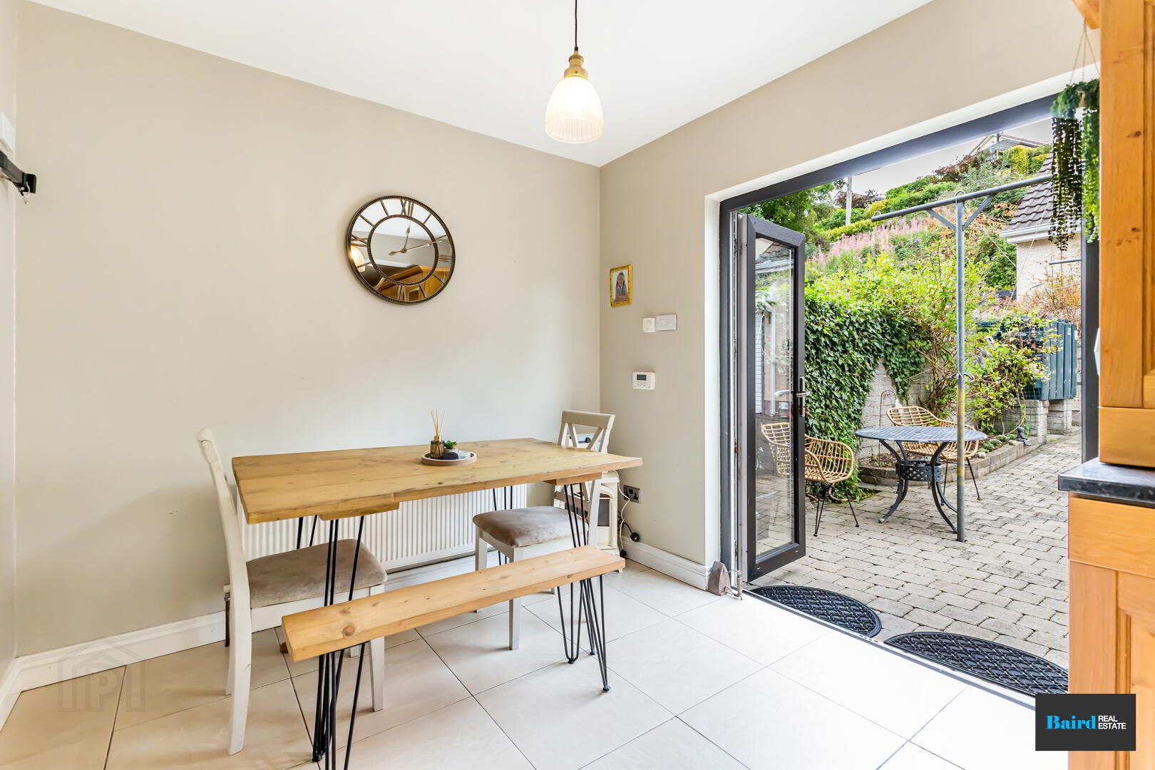 6 Umgola Drive 16 of 38