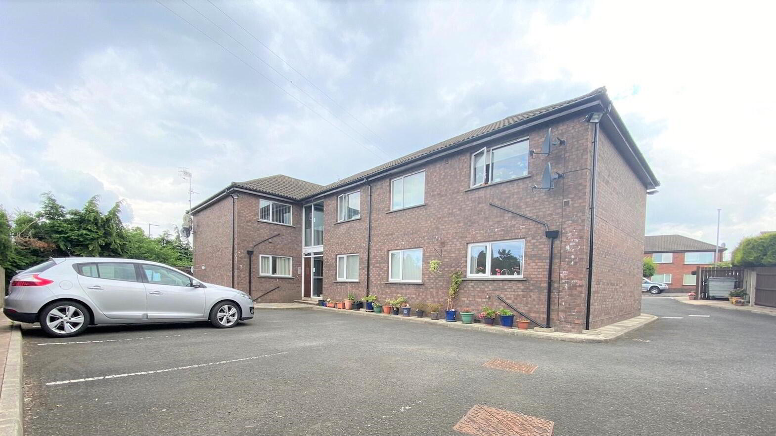 7 Carrickburn Mews 1 of 16
