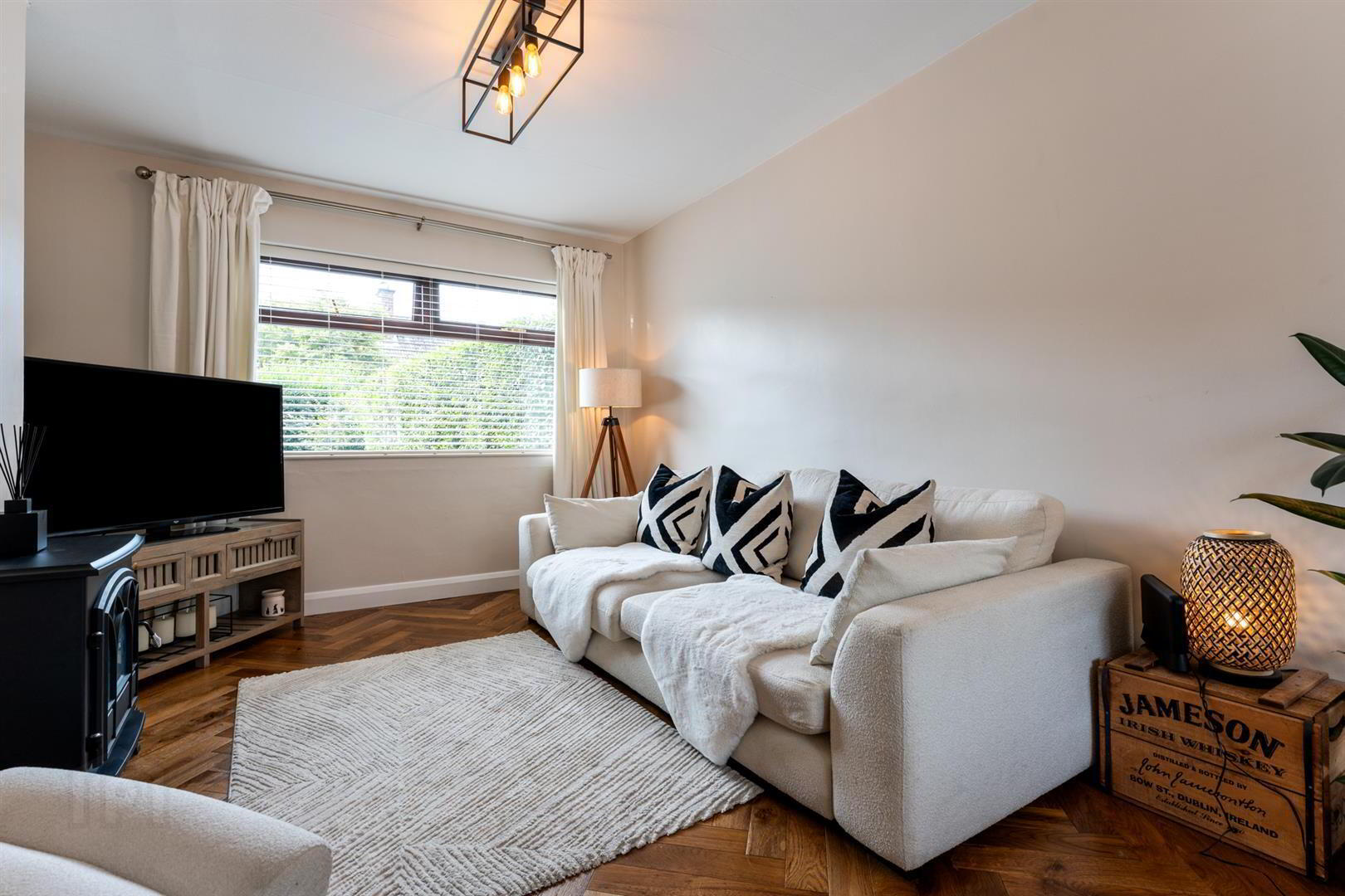 31 Creeve Walk 5 of 21