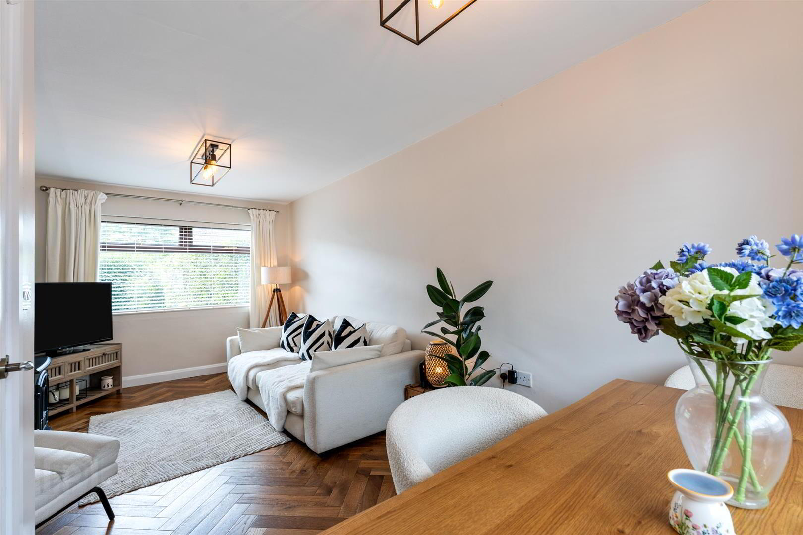31 Creeve Walk 6 of 21