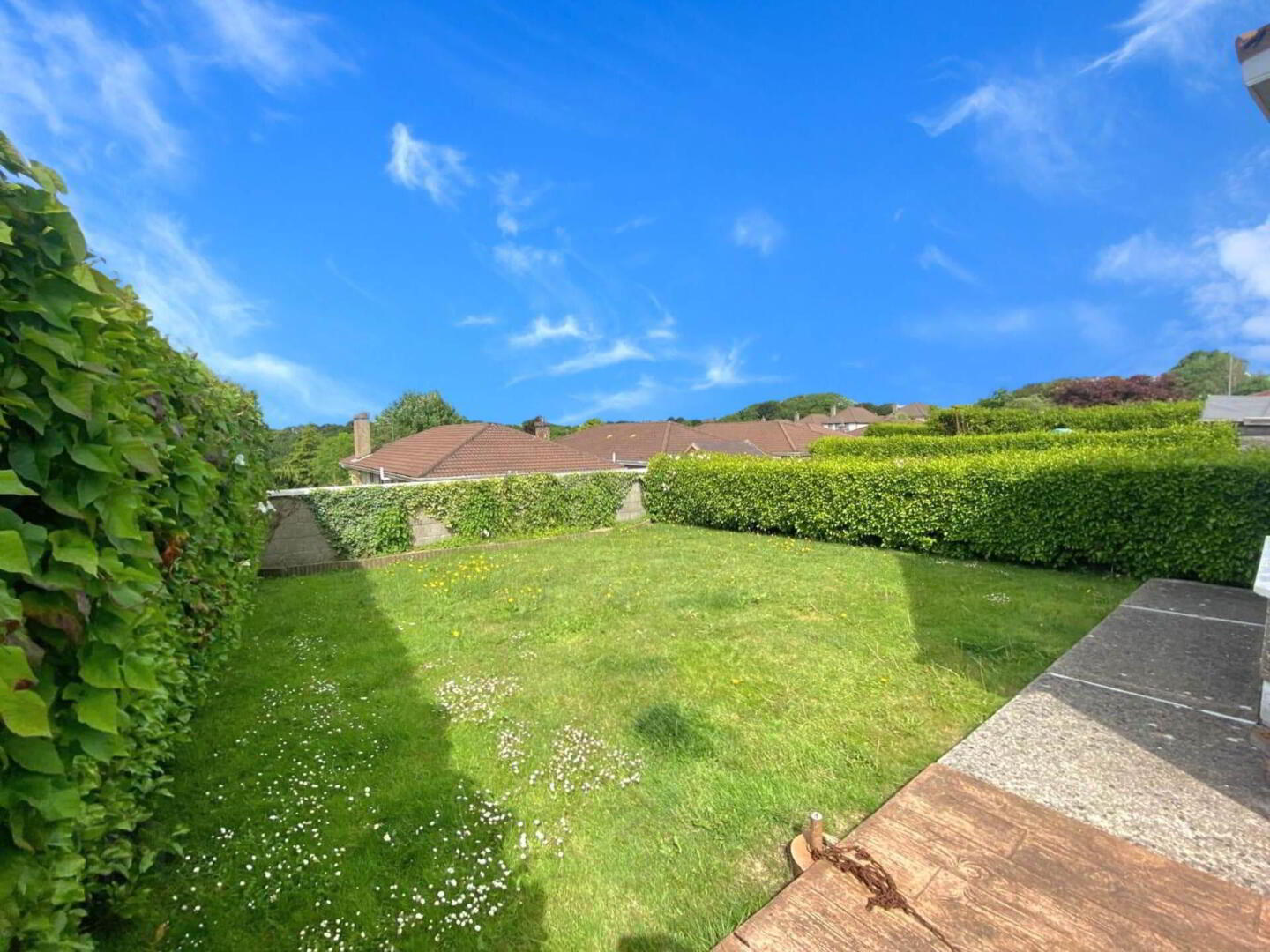 5 Amberley Grove 11 of 11