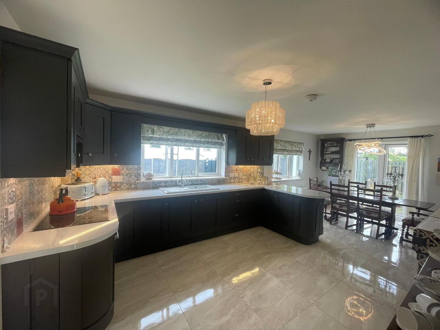 2 Chestnut Grove 11 of 38