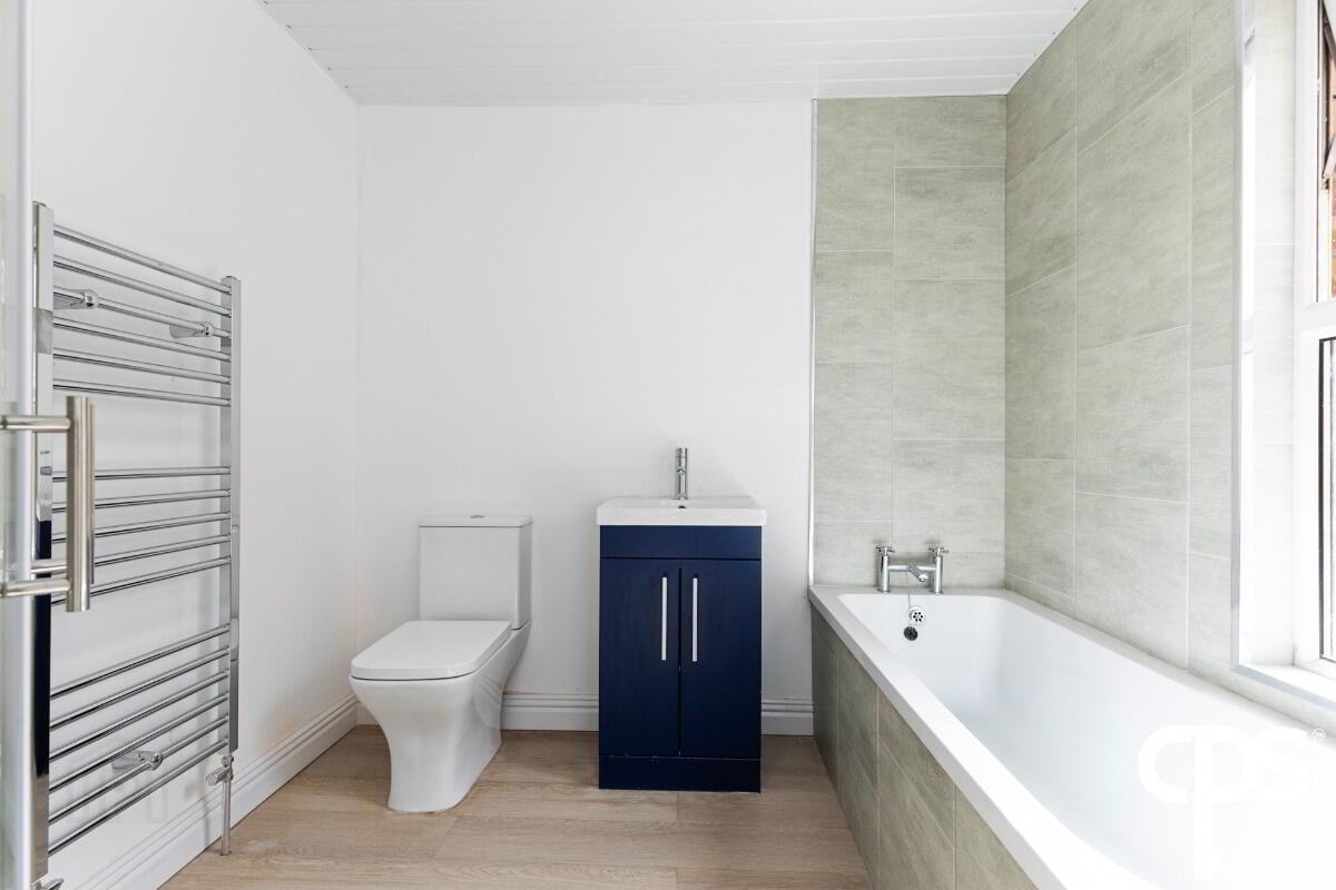 32 Agincourt Avenue 20 of 28