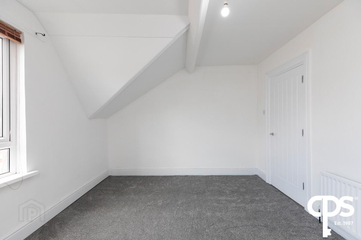 32 Agincourt Avenue 26 of 28
