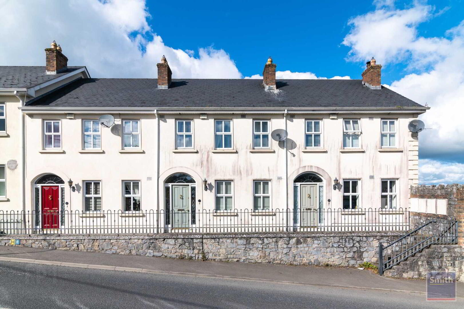 2 Elm Court 1 of 14