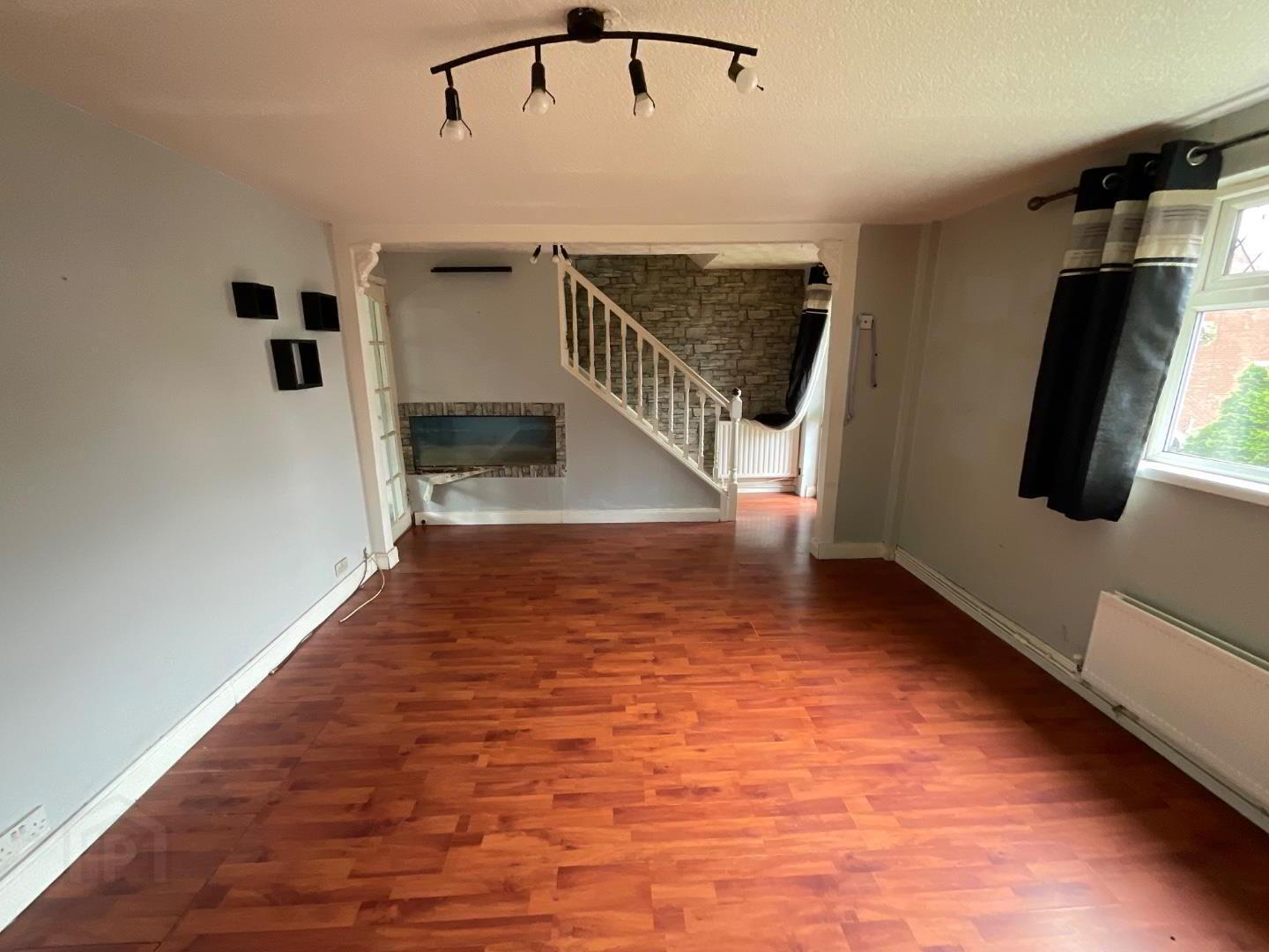 118 Westland Road 3 of 10