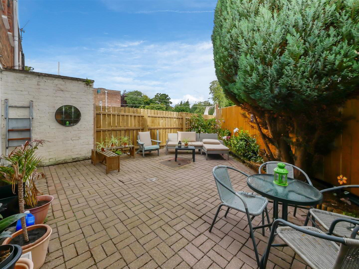 26 Mount Merrion Gardens 16 of 18