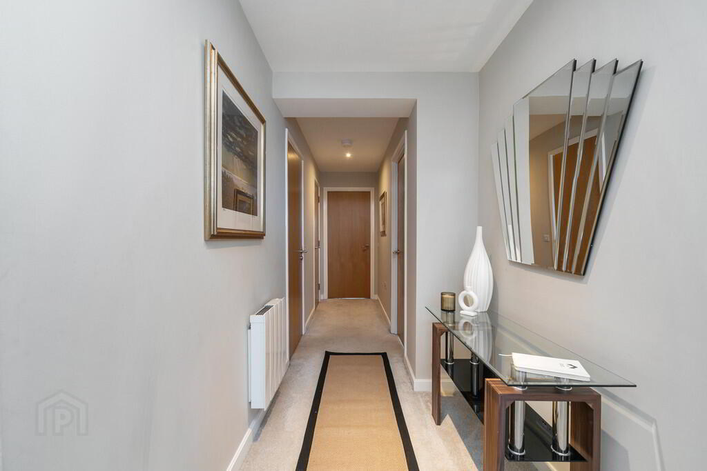 22-01 The Obel, 62 Donegall Quay 2 of 18