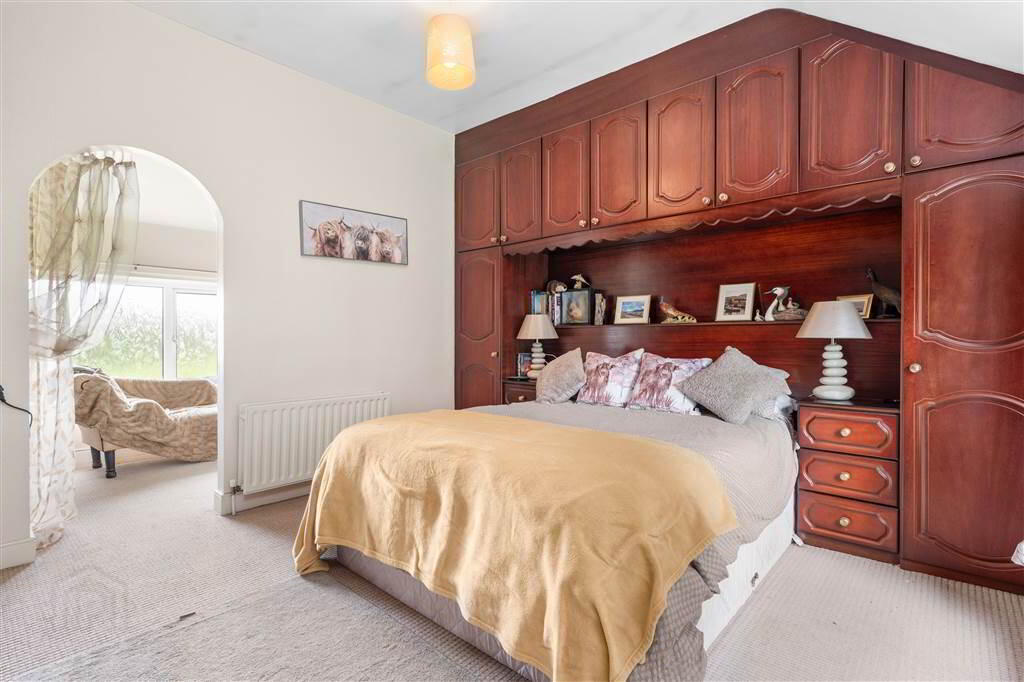 48 Moorfields Road 21 of 40