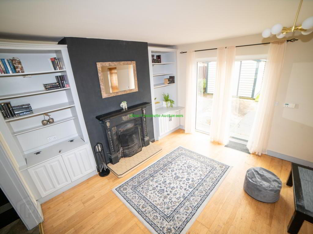 10 Meelish Close, John, B Keane Road 14 of 35