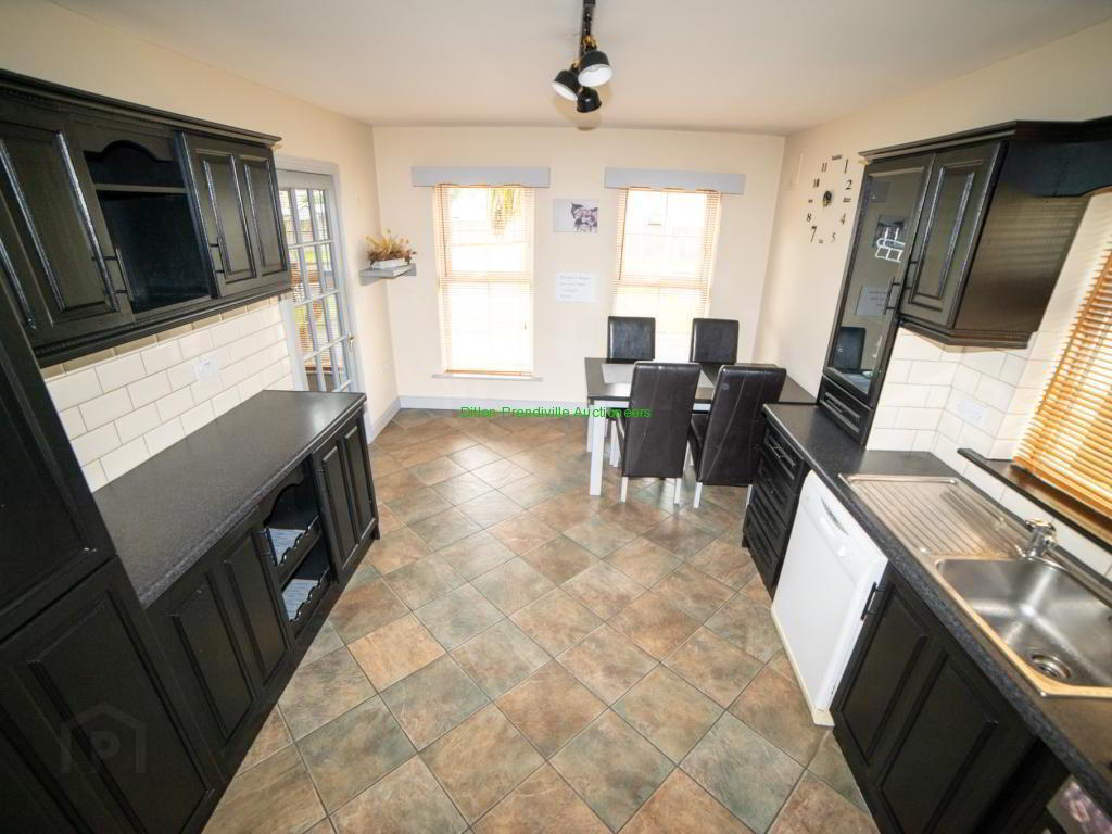 10 Meelish Close, John, B Keane Road 7 of 35