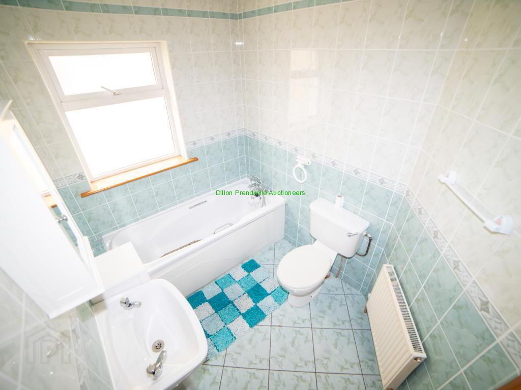 10 Meelish Close, John, B Keane Road 22 of 35