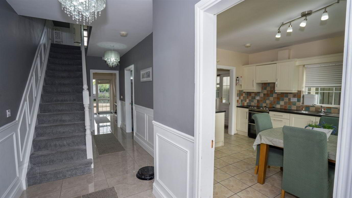 37 Glyde View 3 of 24