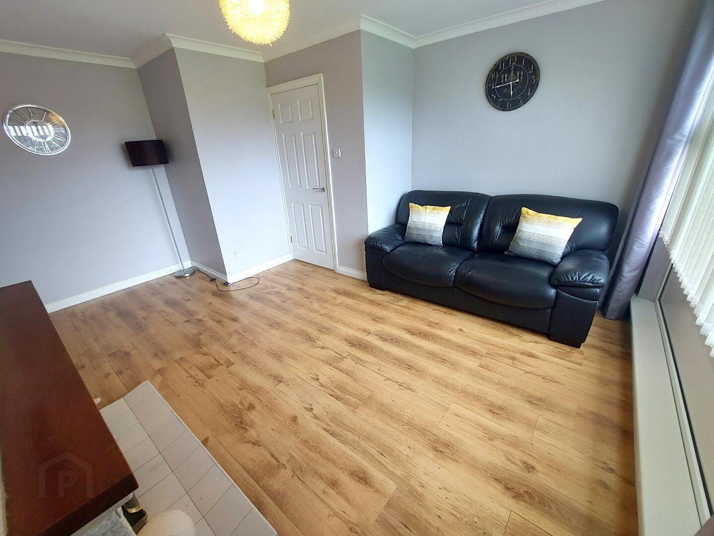 15 Hampton Crescent 4 of 13