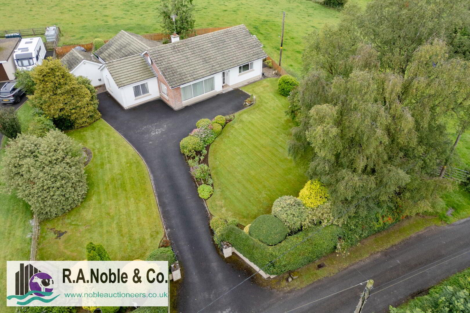 30 Tullybroom Road 5 of 41