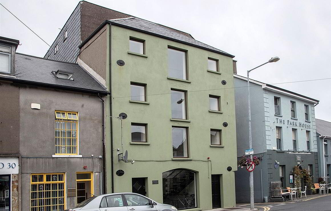 Apartment 8 Moloney Stores 2 of 10