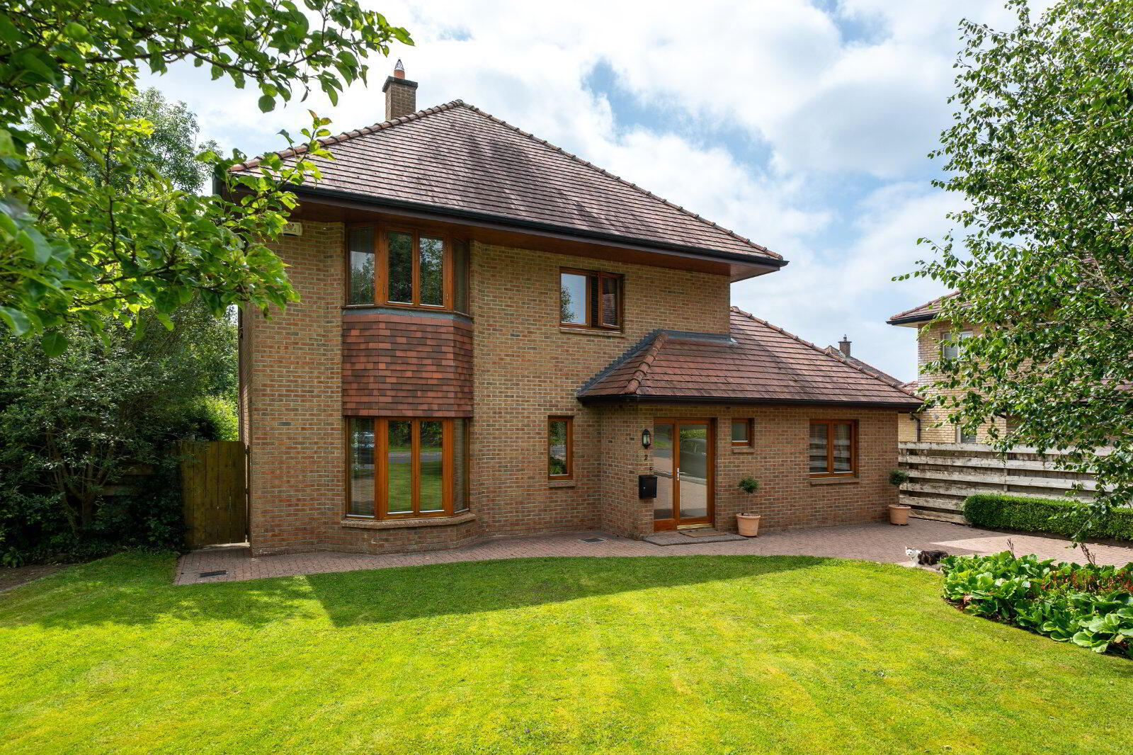 property description image