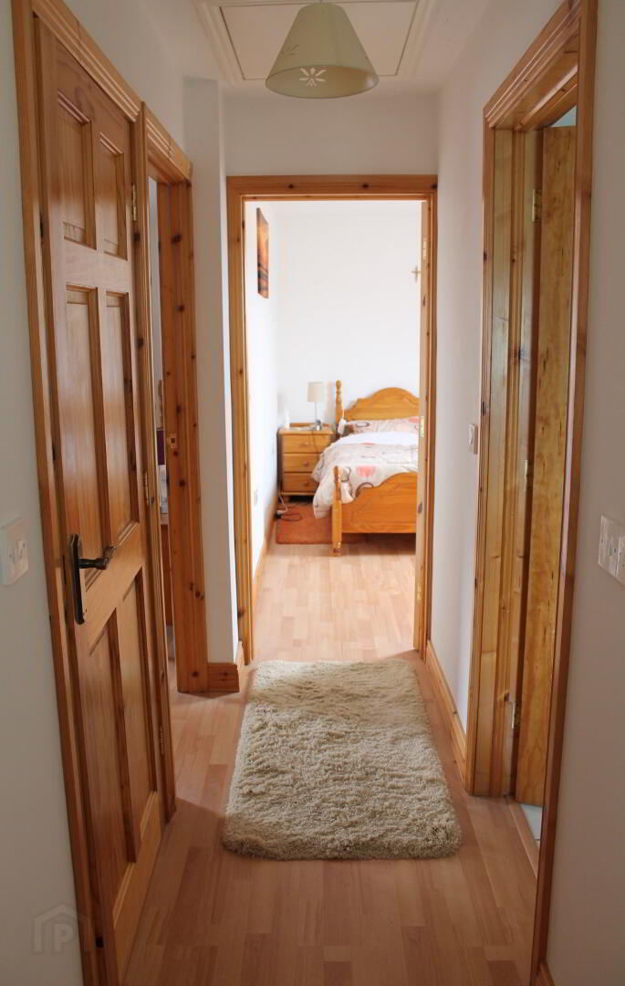 24 Rathfort Crescent 13 of 20